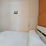 Color22 דירה *