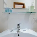 Color22 דירה