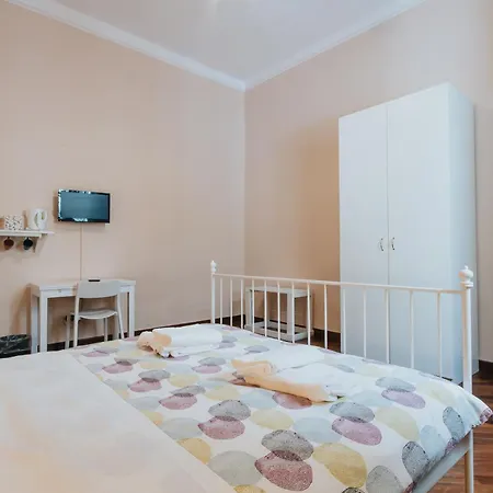 Διαμέρισμα Color22 *